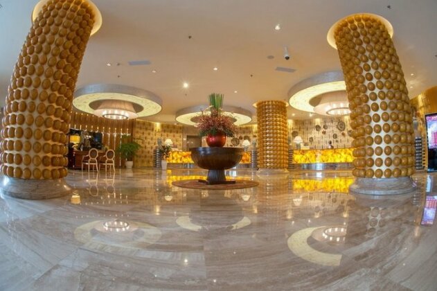 E Mei Shan Central Sunshine Hotel - Photo4