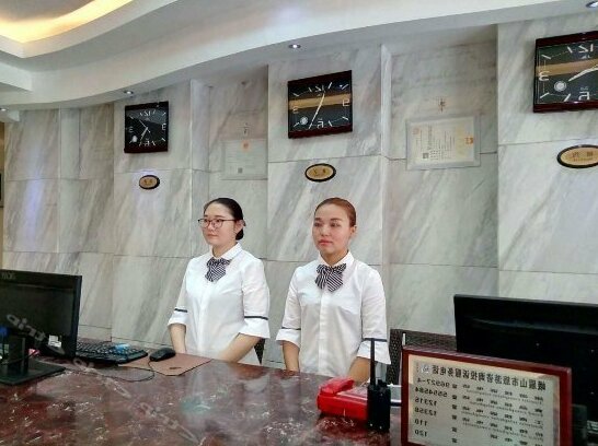 E Mei Shan Li Du Hua Yuan Hotel - Photo4