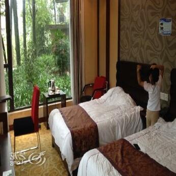 Hongqi Hotel Leshan - Photo4