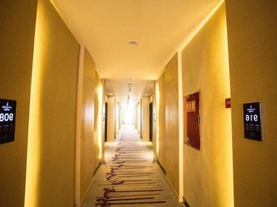 Lavande Hotel Leshan Wanda Plaza - Photo2