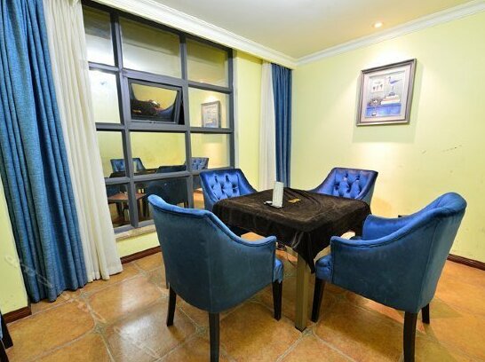 Monterreys Hotel - Photo5