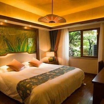 Mountain Lake Hot Spring Hotel Leshan - Photo5