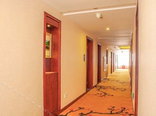 Super 8 Hotel Leshan - Photo4