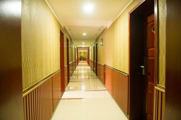 Thousands of Fortunes Hotel - Photo4