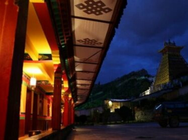 Lhasa Jia Re Bu Tong Yododo Inn