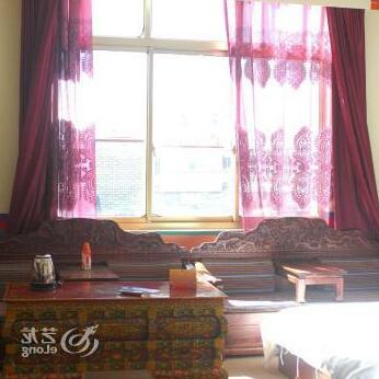 Lhasa Mantuoluo Hotel - Photo3