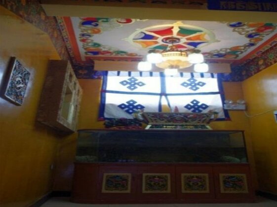 Lhasa Putihuakai Roadhouse - Photo3