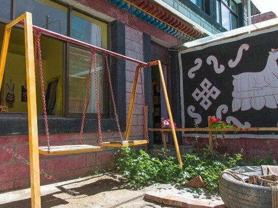 Menghui Lahsa Inn - Photo2