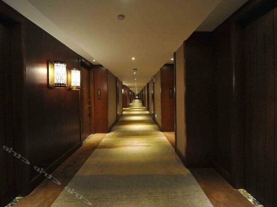 Tian Yi Zang Run Hotel - Photo5