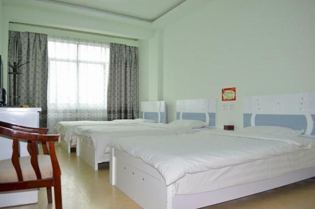 Tianwaitian Inn - Photo2