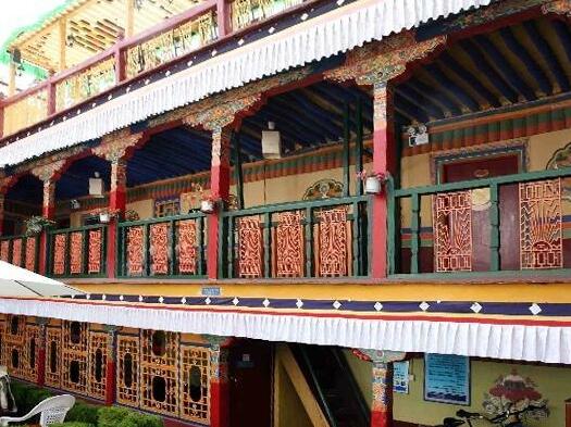 Trichang Labrang Hotel Lhasa - Photo2