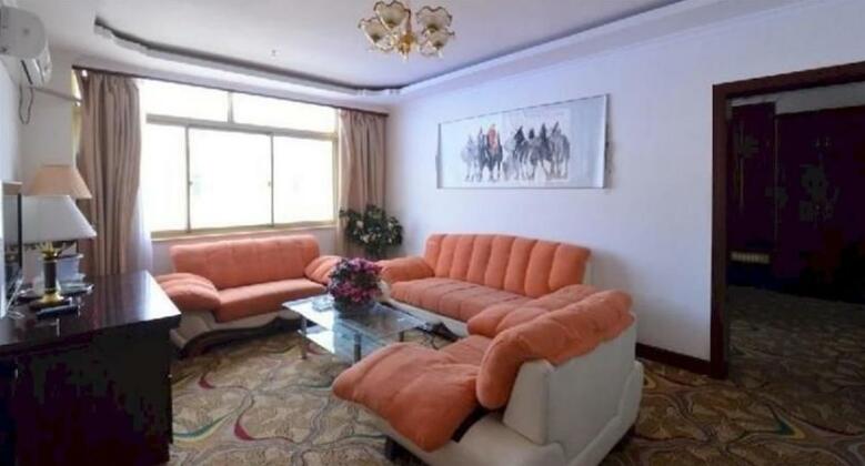 Yuanfeng Hotel - Photo2