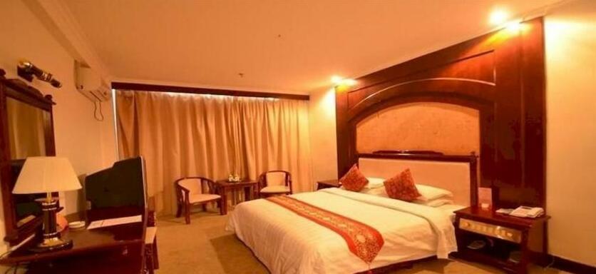 Yuanfeng Hotel - Photo4
