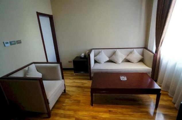 Sunshine Holiday Hotel Guan - Photo5