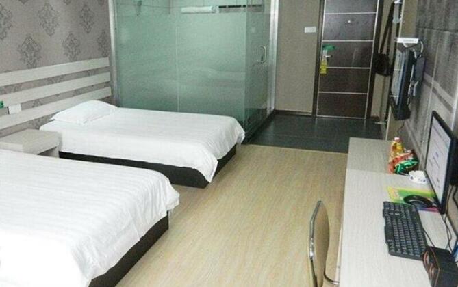 UNi Theme Hotel - Photo3