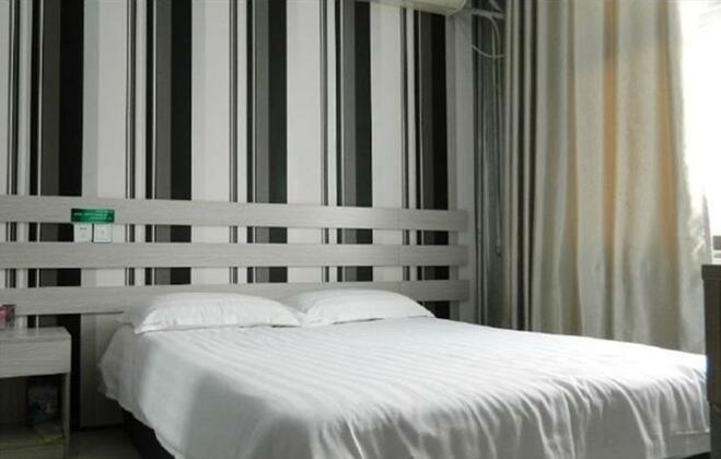 UNi Theme Hotel - Photo4