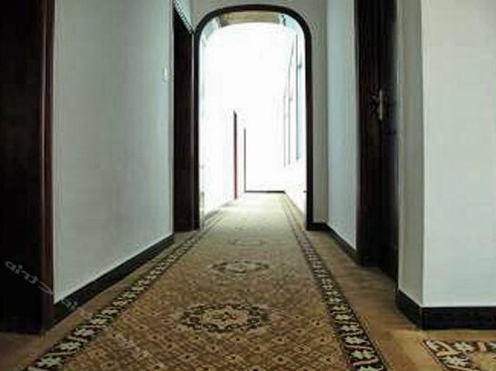 Yi Jing Yuan Hotel - Photo2