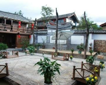 Baisha Holiday Resort Lijiang