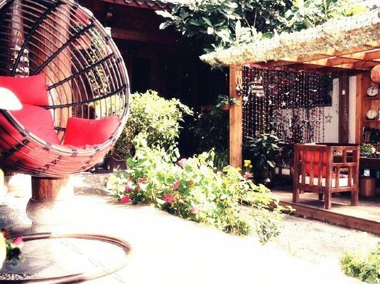 Blossom Hill Inn Honeyland - Photo3
