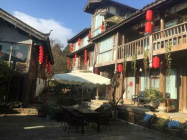 C'est la vie Inn Lijiang