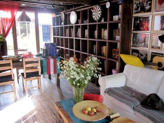 Haw Haw Inn - Photo2
