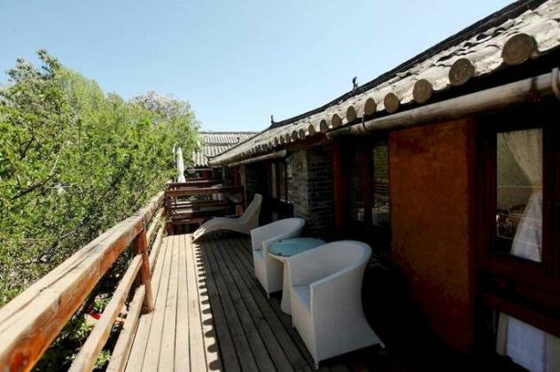 Haw Haw Inn - Photo3