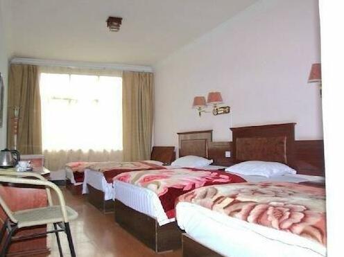 Huilong Inn - Photo2