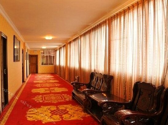 Kunpeng Hotel - Photo2