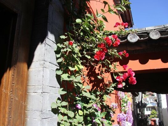 Lijiang Flower and Horse Hotel - Photo5