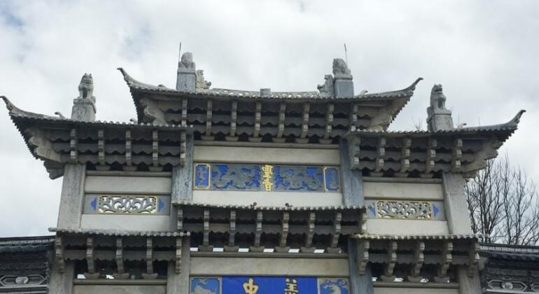 Lijiang Gucheng GuanshanRuyue Hostel