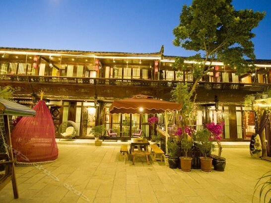 Lijiang Happy Romance Inn - Photo2