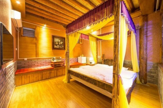 Lijiang Laia Zhuangse Inn - Photo4