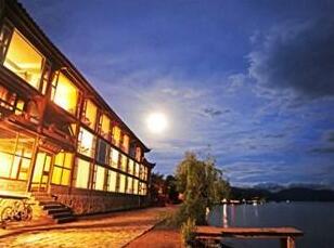 Lijiang Lugu Lake Nv'er Garden Hotel - Photo2