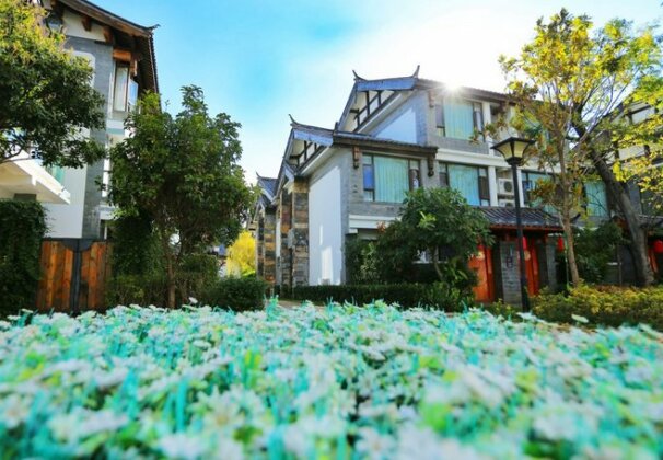 Lijiang Patio Luxury Hotel and Resort