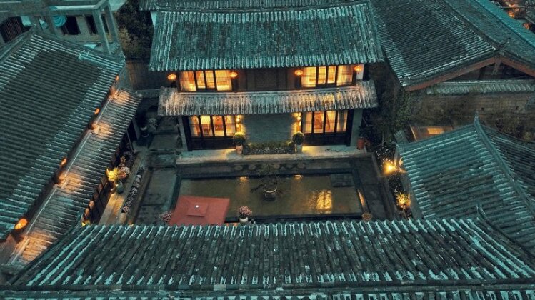 Lijiang Qilu Garden Hotel