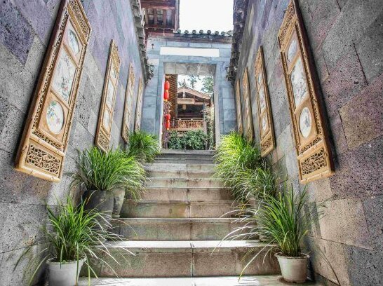 Lijiang Shishan House - Photo2