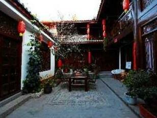 Lijiang Tianyu Sunshine Holiday Inn Lan Ting Courtyard - Photo3