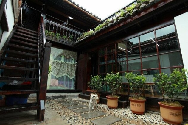 Lijiang Yixin Garden Theme Inn - Photo2