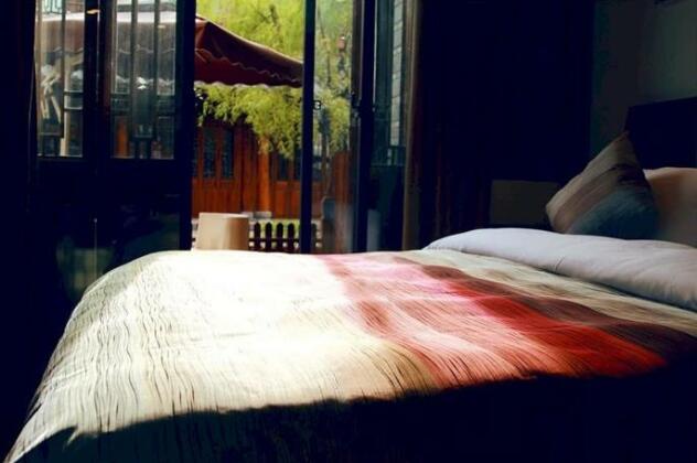 Lijiang Yongli Five Yard - Photo3