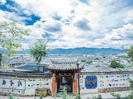 Lijiang Yue Gu Lou Inn