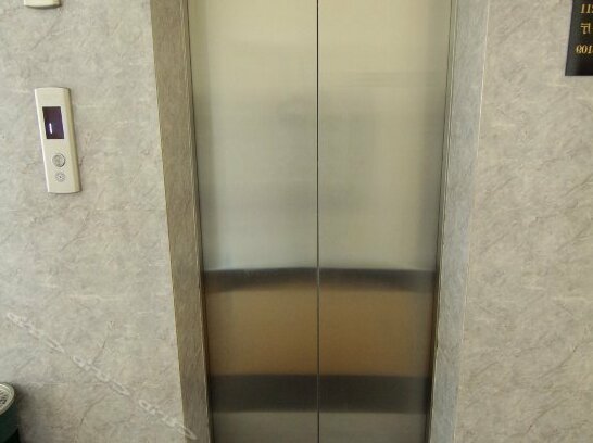 Longjin Business Hotel - Photo5