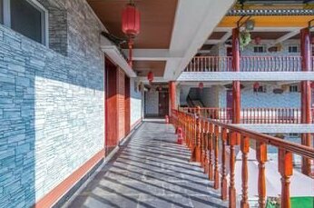Lugu Lake Qingfengyang Resort Hotel - Photo2