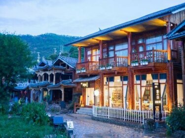 Misty Mountain Inn Lijiang