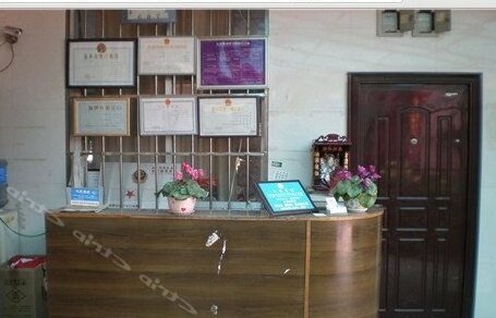 Peach and Plum Hotel Lijiang - Photo2