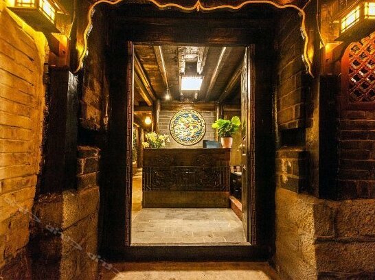 Romantic Snowy Night Inn Lijiang - Photo2
