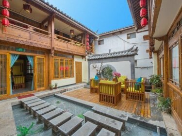 Sanzhi Xiaoxiong Hostel Lijiang Sifang Street
