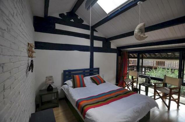 Seven Trees Inn - Photo5