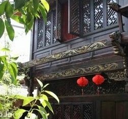 Shunfengche Inn Liuliu Lijiang