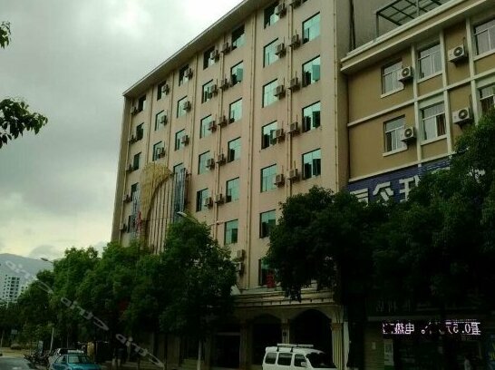 Tianshun Hotel Lincang