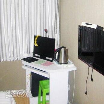 V8 Business Inn - Photo5